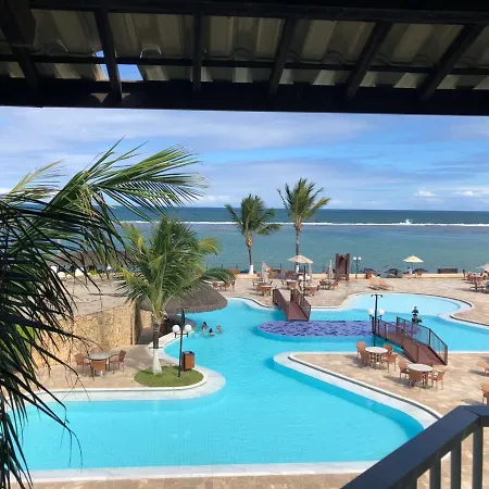 Pé na areia - Muro Alto - Porto de Galinhas-3